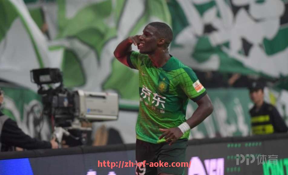 澳客足彩-英超月最佳球员奖杯的设计与获奖历程